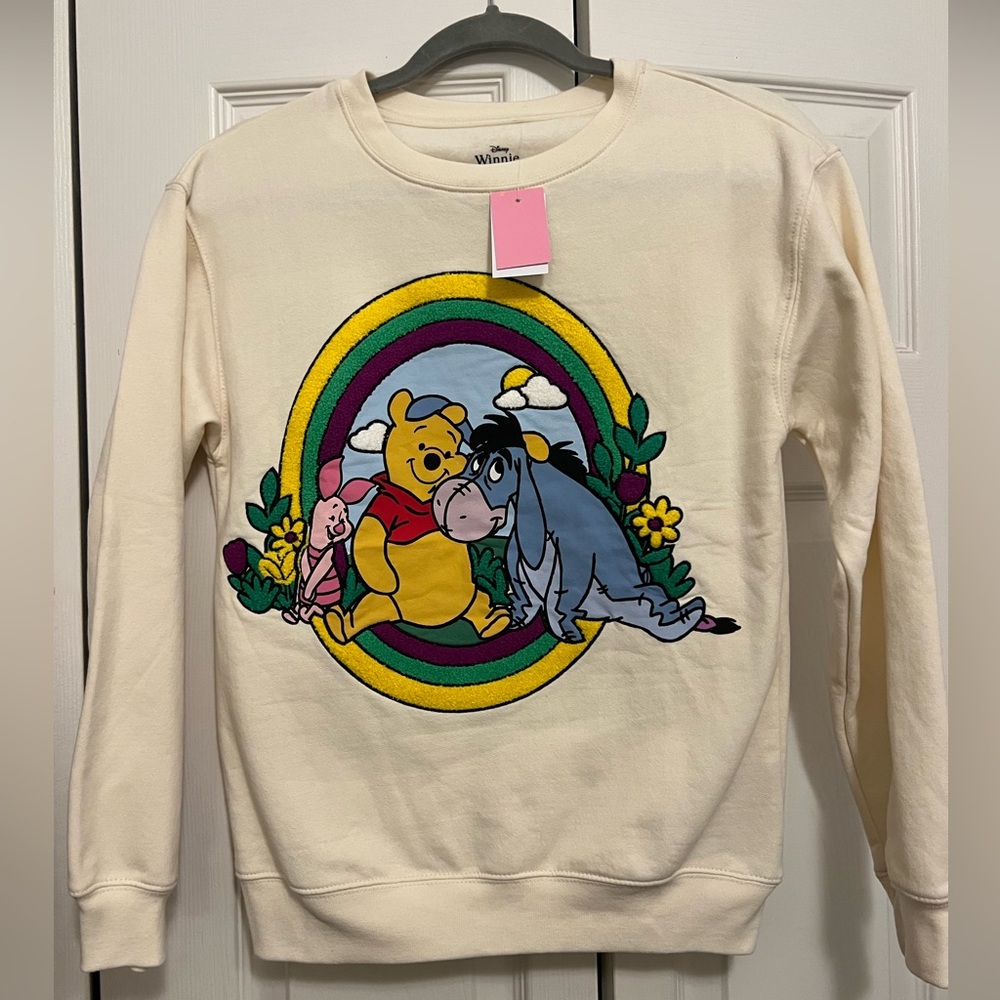 Disney Winnie the Pooh & Friends Sweatshirt 
Size XS adult or large Kids
